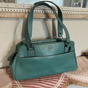 Vintage Kate Spade Kate Spade New York handles bag in a blue/teal leather.